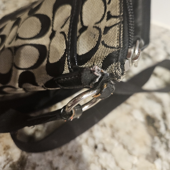 COPY - Coach crossbody purse with matching wallet - Picture 8 of 9